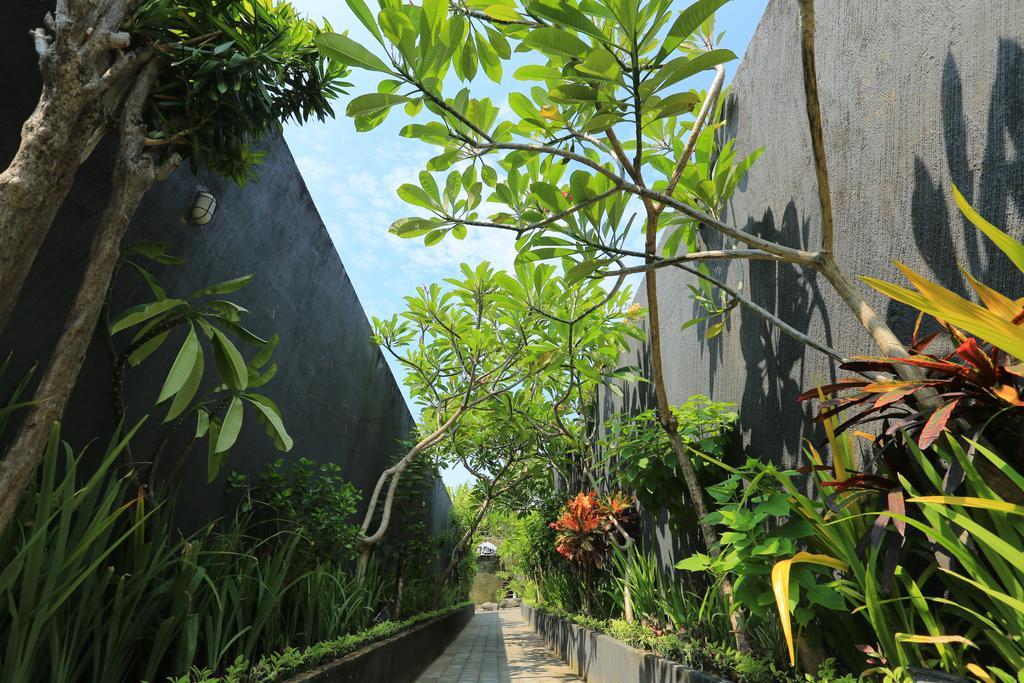 Putri Bali Villa Seminyak Esterno foto