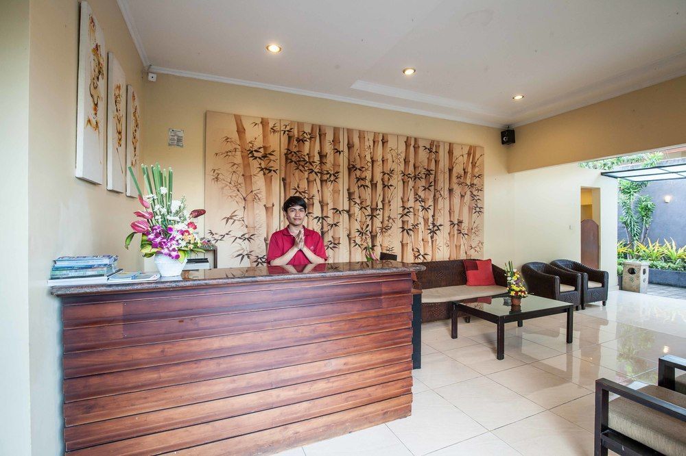 Putri Bali Villa Seminyak Esterno foto